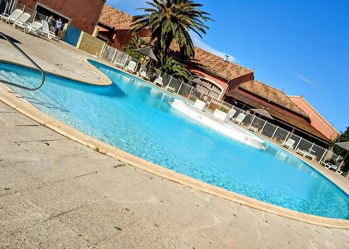 Marina Des Anges Entre Mer Et Etangs Avec Piscine